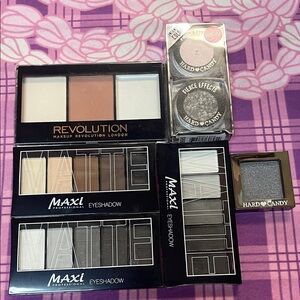 Makeup Revolution Eyeshadow Palette - White, Brown, Gray